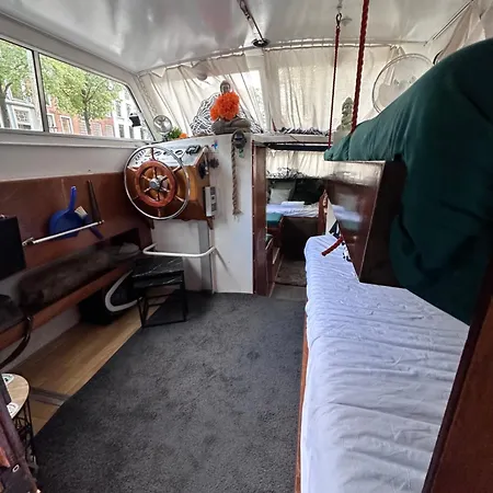 Botel Join Boathotel Amsterdam